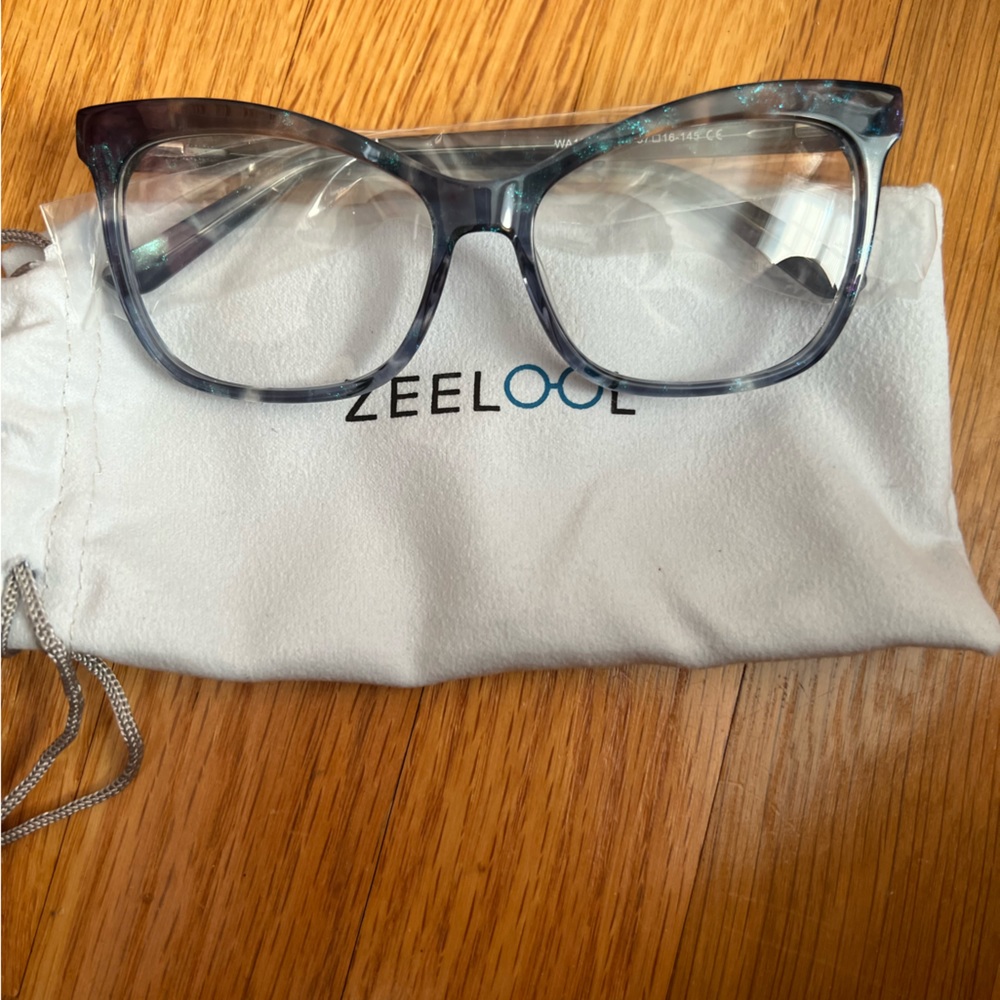 New. Zeelool Glasses-Richardson. Non prescription. Blue
